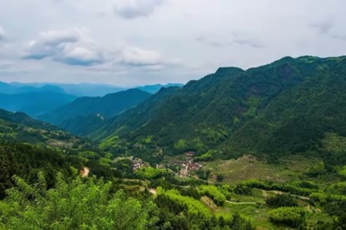 Longquan Mountain Scenic Area